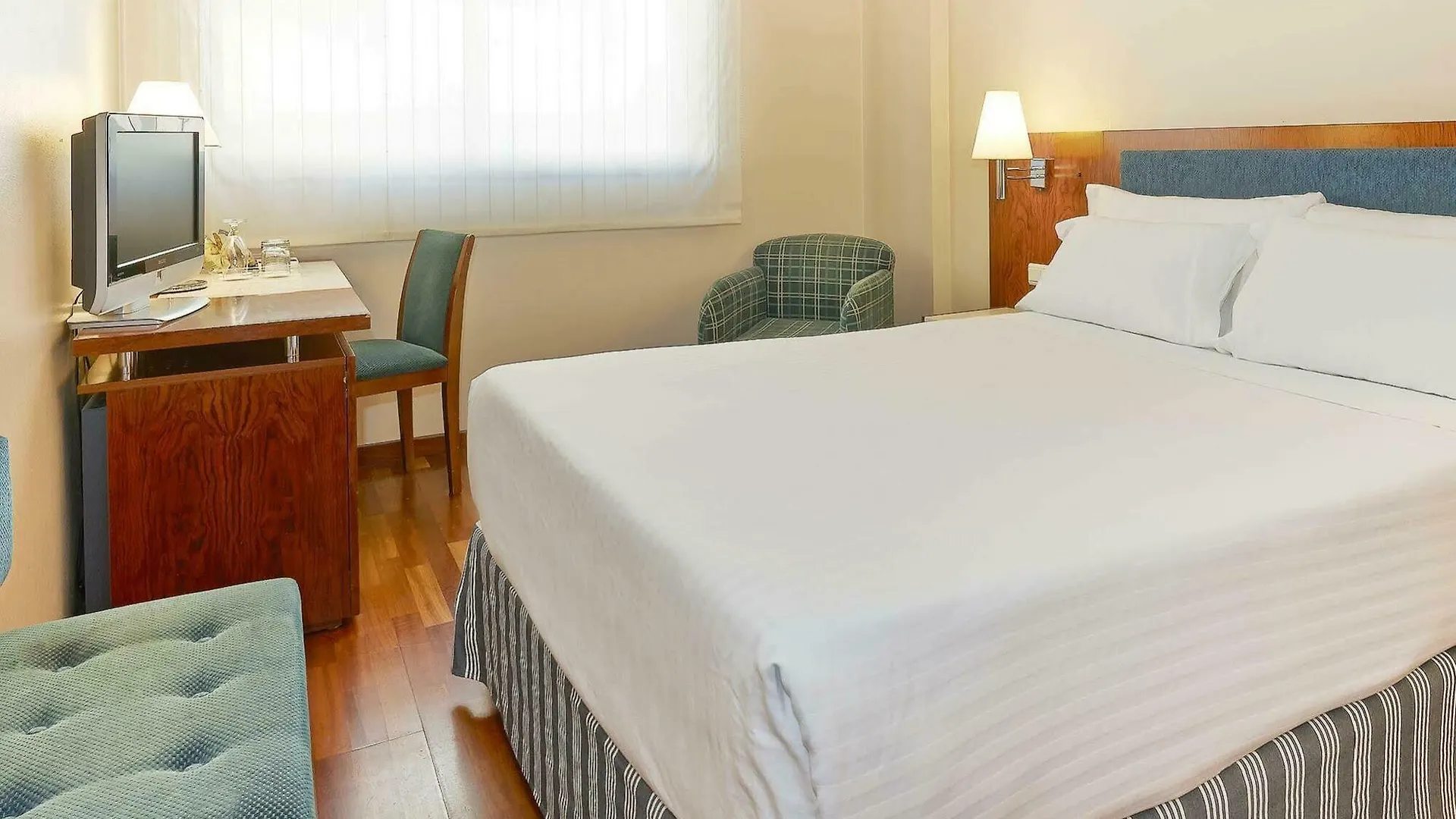 *** Hotel Nh Barcelona Entenza Spanien